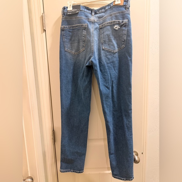 ⚠️NEW⚠️ American Eagle Outfitters Women's Curvy Mom Jean - Picture 5 of 9